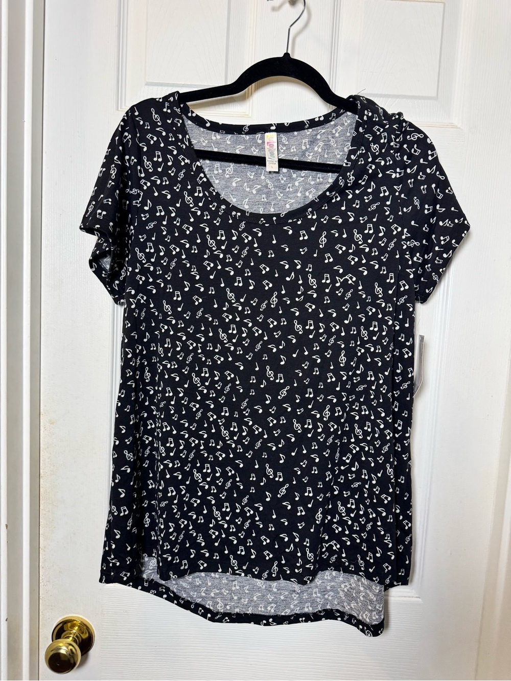 LuLaRoe Black Short-Sleeve Scoop Neck Top with White Musical Notes Classic T